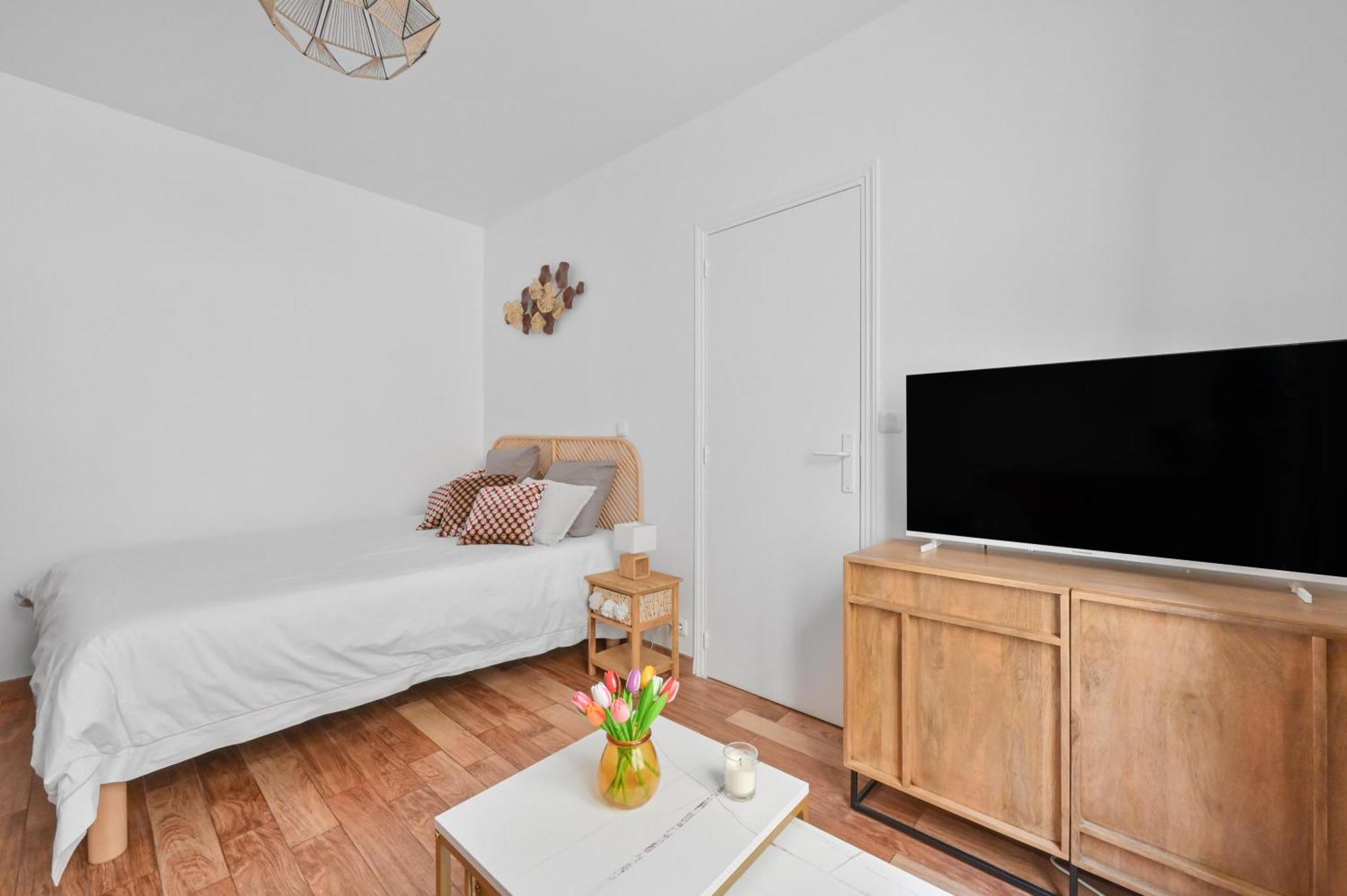 Charming Marais Apartment *